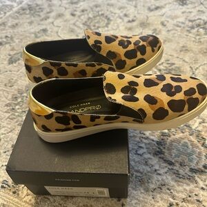 Cole Haan Women's Tan and Black Leopard Loafers